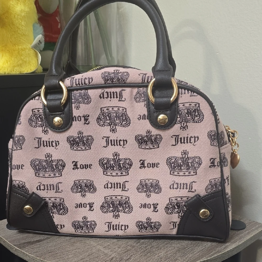 Juicy Couture Black and Pink Satchel with Gold Charm - Picture 2 of 8
